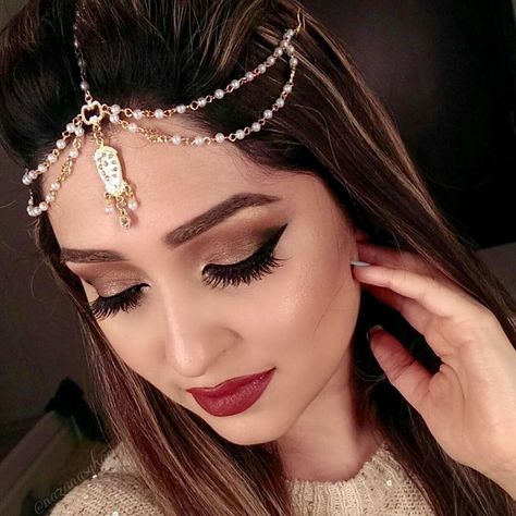 Head Chain Gold Tone Beaded Drop Pendent Hair Tikka Hijab Matha Patti Headpiece Indian Headpiece, Chain Headpiece, Hair Bracelet, Prom Hair Accessories, Matha Patti, Indian Bridal Jewellery, Pearl Headpiece, Gold Headpiece, Hair Chains