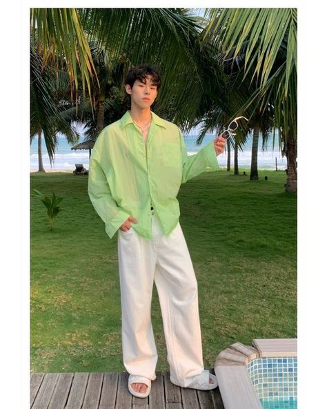 It is very transparent price versus quality is not justified Jean Korean Outfit, Korean Outfits Men, White Jeans Men, White Jeans Outfit, Trendy Boy Outfits, Old Outfits, Hermes Men, Quick Outfits, Korean Street