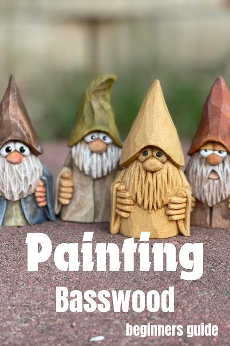 Painting basswood woodcarving Whittling Projects, Simple Wood Carving, Wood Carving For Beginners, Santa Carving, Chip Carving, Wood Carving Designs, Free Woodworking Plans, Wood Carving Patterns, Beginner Woodworking Projects