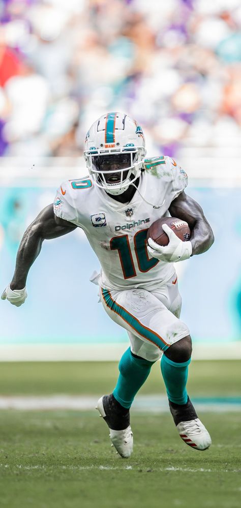 Nfl Phone Wallpaper, Tyreek Hill Aesthetic, Tyreek Hill Wallpaper Dolphins, Miami Dolphins Wallpaper Iphone, Nfl Football Wallpaper Iphone, Nfl Players Wallpaper, Tyreek Hill Wallpaper, Tyreek Hill Dolphins, Nfl Photography