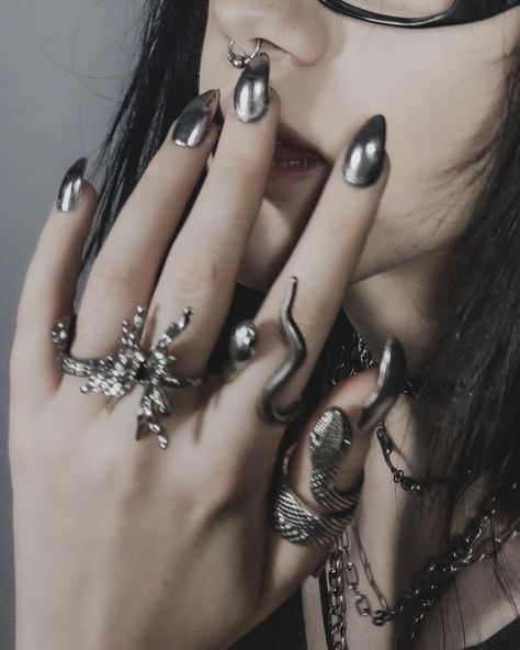 look at my claws!! @pixidust.nails_ crafted of course :3 • • • • #nails #nailart #chrome #chromenails #futuristic #photoshoot #explore Futuristic Nails, Futuristic Photoshoot, Y2k Chrome, Vampire Nails, Claw Nails, Nails Short, Chrome Nails, Nails Nailart, Of Course