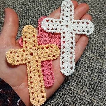 "Crochet cross, cotton, bookmark" Crocheted Crosses, Catholic Crochet, Crochet Cross Bookmark, Crochet Crosses, Crochet Bookmarks Free Patterns, Easy Crochet Bookmarks, Bookmark Crochet, Scrap Yarn Crochet, God's Eye