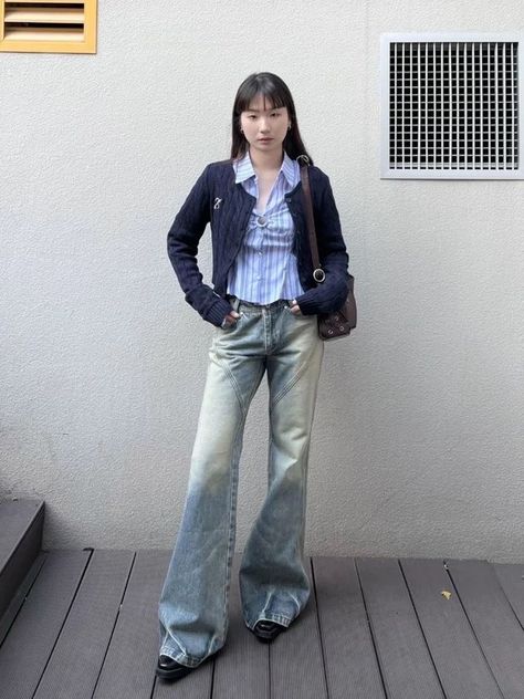 Grunge Harajuku, Jeans Female, Glamour Vintage, Y2k Pants, Harajuku Streetwear, Fairy Grunge, How To Pose, 가을 패션, Fashion Design Clothes