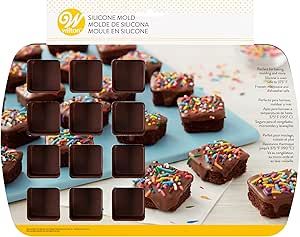 Wilton Bite-Size Brownie Squares Silicone Mold, 24-Cavity Brownie Squares, Mini Brownie Bites, Cookie Dough Cake, Mini Brownies, Cake Pops How To Make, Affirmation Board, Brownie Bites, Chocolate Dessert Recipes, Brownie Cake