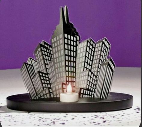 Acrylic Centerpiece, Party City Decorations, New York Theme Party, Superhero Party Decorations, Themed Centerpieces, Travel Themed Room, Homecoming Floats, Post Prom, Book Centerpieces