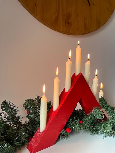 Advent Wooden Swedish Candlestick/christmas - Etsy UK Swedish Christmas Star, Swedish Christmas Decorations, Christmas Candelabra, Swedish Candle, Christmas Candlesticks, Christmas Candles Diy, Scandi Christmas, Swedish Style, Swedish Christmas