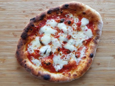 Cold Fermented Pizza Dough, Fermented Pizza Dough, Fermented Pizza Dough Recipe, Chicago Pizza Recipe, Neapolitan Pizza Dough Recipe, Italian Treats, Hunger Pangs, Neapolitan Pizza, Best Pizza Dough