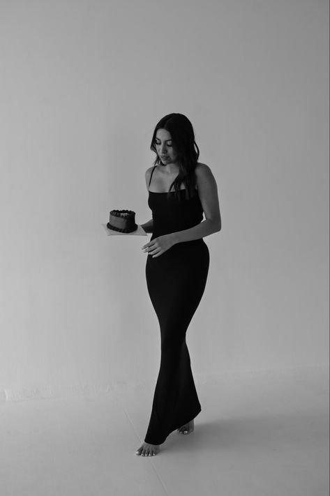 Bday Shoot, Silver Cake, Birthday Shoot, Photo Sessions, Mermaid Formal Dress, Black Dress, Photoshop, Formal Dresses, Black And White