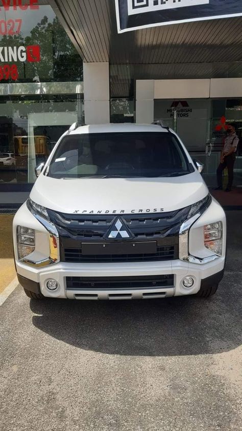 Mobil Xpander, Mobil Pajero, Xpander Cross, Mitsubishi Xpander, Car Concept, Pajero Sport, House Things, Mitsubishi Pajero, Suv Car