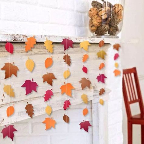 Balloon Leaves, Halloween Oc, Thanksgiving Party Decorations, Harvest Market, Fall Harvest Party, Rustic Thanksgiving, Fall Leaf Garland, Food Pattern, Harvest Party