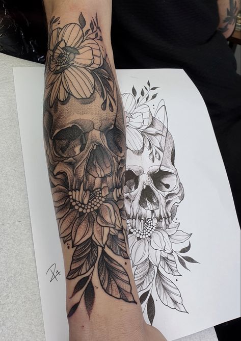 Rhianna Tattoos, Skull And Flower Tattoo, Skull Flower Tattoo, Tattoo Skulls, Tropical Tattoo, Inner Arm Tattoos, Tattoo 2024, Garden Tattoos, Skull Sleeve Tattoos