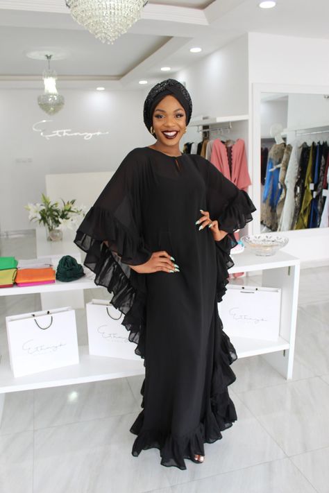 Chifon Dress, Boubou Gown, Boubou Dress, Boubou Styles For Women, Kaftan Gown, Party Dress Black, Gown Elegant, Kaftan Designs, Kaftan Style