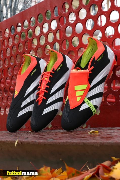 botas de fútbol adidas Predator 2024. College Boots, Boots Football, Adidas Football Boots, Adidas Soccer Shoes, Rugby Boots, Football Bag, Nike Football Boots, Messi Photos, Soccer Boots