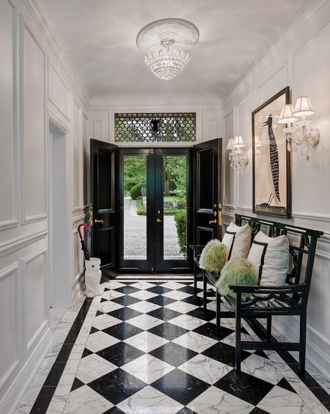 John Milner Architects | Design & Preservation | Chadds Ford, Pennsylvania Blue And Black Home Decor, Hall Decorating Ideas, Classic Home Interiors, Foyer Design Ideas, Hallway Design Ideas, Black And White Flooring, Entrance Foyer Design, Decoration Hall, Victorian Hallway