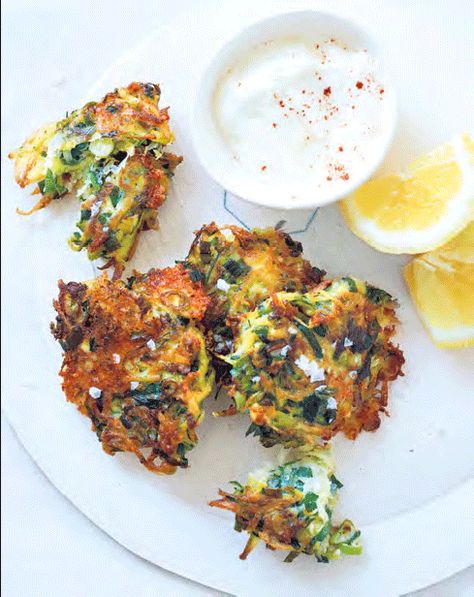 Brunch Party Recipes, Bill Granger, Vegetarian Ideas, Food Vegetarian, Italian Recipes Traditional, Food Party, Fritter Recipes, Ideas Food, Brunch Party