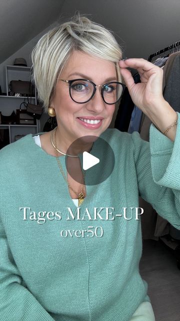 BLOG4OVER40 | ULA FYNSK on Instagram: "Tages make-up ab 50💄 Alle Produkte findest du in den Highlights. Gefällt dir dieser Look?" Make Up For Over 50, Make Up Over 50, Tages Make-up, February 10, Makeup Looks, Fashion Beauty, Highlights, Make Up, Makeup