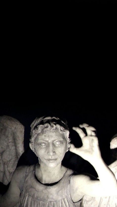 Weeping Angels Weeping Angel Wallpaper, Doctor Who Angels, Weeping Angel Doctor Who, Doctor Who Weeping Angels, Dr Who Wallpaper, Dont Blink, Crying Angel, Weeping Angels, Doctor Who Wallpaper