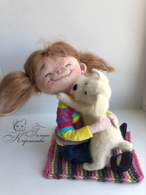 Felted People, Creepy Baby Dolls, Felt Stories, Needle Felting Diy, Felt Fox, Wool Felt Projects, Felted Wool Crafts, Felt Crafts Diy, Nuno Felt Scarf