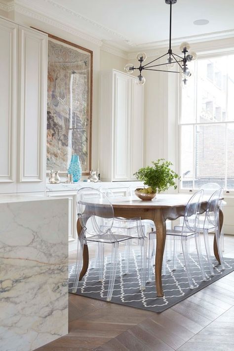 Old Meets New in Notting Hill | Lark & Linen Interior Design and Lifestyle Blog Lucite Furniture, Ghost Chairs, Room Hacks, Dining Room Contemporary, Pretty Kitchen, Classic Table, Cool Curtains, Kitchen Farmhouse, Modern Chair