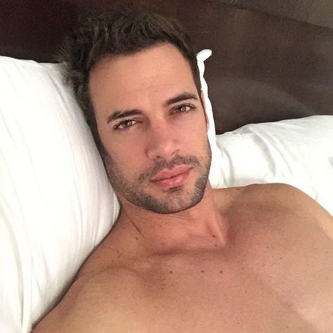 “Earlier today.. Love yo all!!!” Elizabeth Gutierrez, Bed Selfie, Benjamin Bratt, Sleeping Man, Moving To Miami, The Way He Looks, Queen Latifah, Shoulder Muscles, Reality Shows