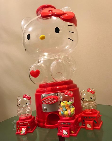 Kawaii Gumball Machine, Hello Kitty Gumball Machine, Hello Kitty Lego, Hello Kitty Furniture, Gumball Dispenser, Hello Kitty Bedroom, Gumball Machines, Hello Kitty Birthday Party, Hello Kitty House