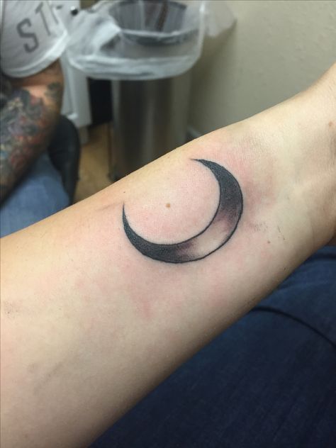 Small plain moon tattoo #moon #tattoo #moontattoo #bestfriend #bestfriendtattoo Moon Tattoo Shading, Moon Shading Tattoo, Half Moon Small Tattoo, Moon Tattoo Shaded, Shaded Moon Tattoo, Crescent Moon Shaded Tattoo, Black And Grey Moon Tattoo, Half Moon Tattoo, Luna Tattoo