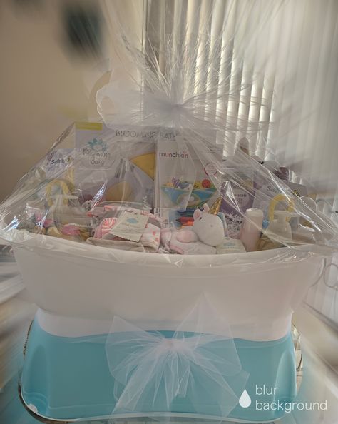 Baby Tub Gift Basket, Baby Tub Gift, Basket For Baby Shower Gift, Bathtub Gifts, Present Basket, Baby Tub, Ideas Regalo, Baskets Ideas, Baby Present