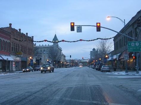 Baker City Oregon, Driving Across Country, Pacific City Oregon, Travel Aesthetics, Pacific City, Oregon City, City Photos, Oregon Trail, City Pictures