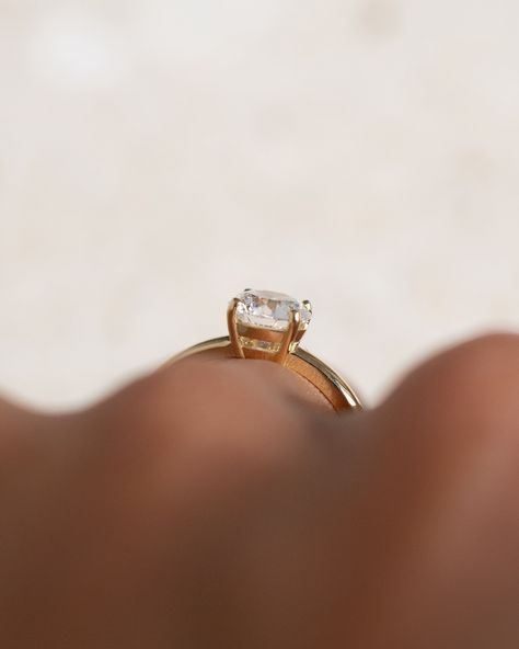 Just a beautifully elegant low set round solitaire for your Saturday 🤍 Details: - 1.04ct round diamond - 18k yellow gold - 2mm wide shank #roundengagementring #nz #aus #solitaireengagementring #customengagementring Basket Setting, Custom Engagement Rings, Ring Settings, Round Solitaire, Solitaire Setting, Round Engagement Rings, Basket Sets, Custom Engagement Ring, Engagement Ring Settings