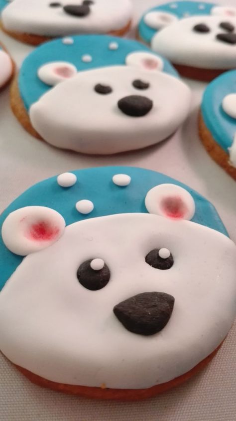 Bear Cookies Decorated, Polar Bear Cookies, Ideas For Cupcakes, Cookie Decorating Ideas, Cupcakes Christmas, Christmas Sugar Cookies Decorated, Christmas Cupcakes Decoration, Cookie Board, Frosted Cookies