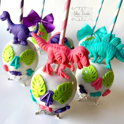 Chocolate Pretzel Rods, Candy Apple Recipe, Chocolate Covered Apples, Dino Cake, Rose Cookies, Cake Pop Decorating, Dinosaur Birthday Cakes, Chocolate Apples, Boys 1st Birthday Party Ideas