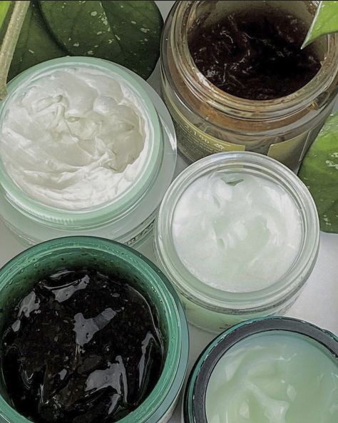 Green Envee Skin Care, Wellness Green Aesthetic, Esthetician Green Aesthetic, Skincare Green Aesthetic, Green Beauty Aesthetic, Green Spa Esthetic, Sage Green Esthetician Room, Green Spa Aesthetic, Skincare Brand Aesthetic