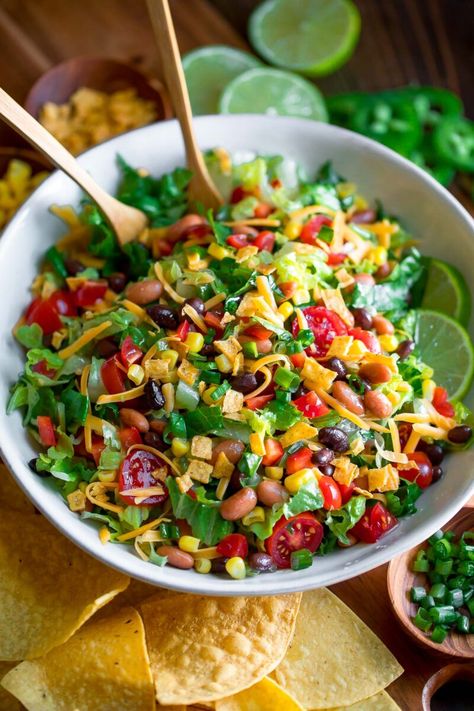 Vegetarian Taco Salad Recipe - Peas and Crayons Vegetarian Taco Salad Recipe, Vegan Taco Salad Recipe, Toss Salad, Vegetarian Taco Salad, Taco Salad Recipe Healthy, October Recipes, Vegan Taco Salad, Vegetarian Taco, Mexican Salad Recipes