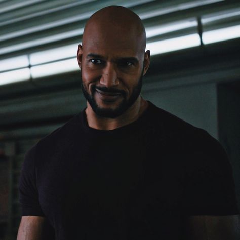 Alphonso Mackenzie, Henry Simmons, Shield Icon, Marvel Agents Of Shield, Marvel Show, Casting Pics, Cyberpunk Character, Agents Of Shield, Bucky Barnes