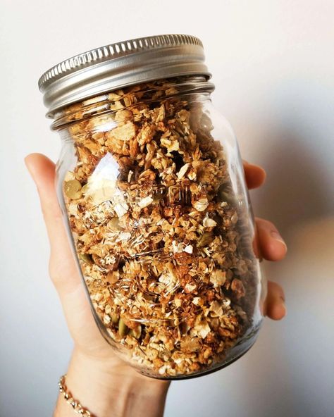 Orange and TVP Granola – Earthy Dietitian Tvp Recipes, Nut Free Desserts, Mind Diet, High Protein Vegan Recipes, Week Challenge, High Protein Vegan, Fresh Orange, Vegetable Protein, Nutritious Breakfast