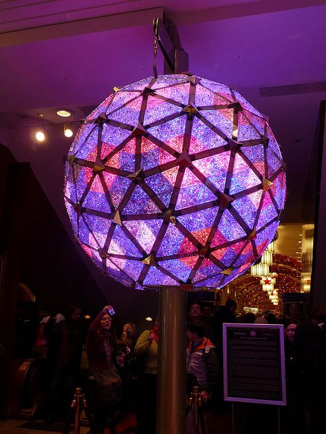 Times Square New Years Eve Ball Held Macy Store Street #newyork, #NYC, #pinsland, https://apps.facebook.com/yangutu New York Ball Drop, Times Square New Years Eve, New York Ball, Times Square Ball Drop, Geodesic Sphere, New Years Eve Ball, Rooftop Bars Nyc, New Years Ball, Peinados Recogidos