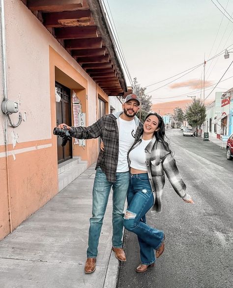 Couple Clothes Matching, Couple Clothes Matching Outfits, Tejana Outfits, Western Casual Outfits, Outfits Country Concert, Clothes Matching, December Outfits, Couple Clothes, Cowgirl Style Outfits