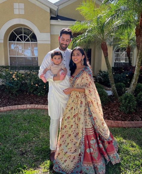 Desi Couple Outfits, Family Traditional Outfits Indian, Desi Wedding Poses, Couples In Traditional Outfits, Indian Couple Outfits, Couple Traditional Outfits Indian, Indian Family Aesthetic, Indian Family Photo, The Soft Life