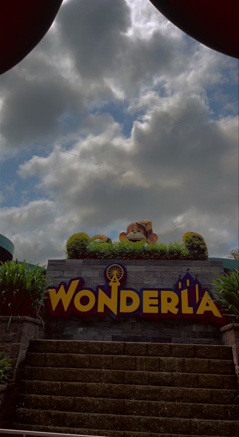 Wonderla Bangalore Snap, Wonderla Kochi, Wonderla Bangalore, Hyderabad Snaps, Traveling Snap, Movie Night Photography, Creative Snapchats, Buddha Wallpaper Iphone, Night Rides Car