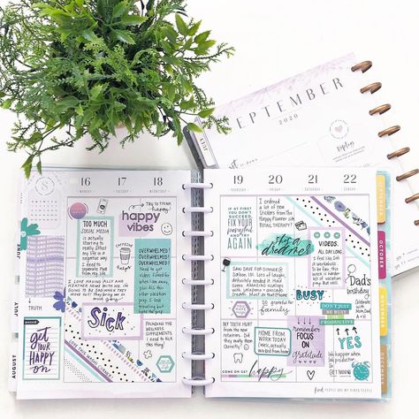 Still loving my wellness journal spreads! They are fun to fill out and I feel like it’s cathartic! 💜 . . . . . . #thehappyplanner… My Wellness Journal, Wellness Journal, Happy Planner Layout, Happy Stickers, Journal Spreads, Bullet Journal Design Ideas, Planner Set, Planner Spread, Bullet Journal Writing