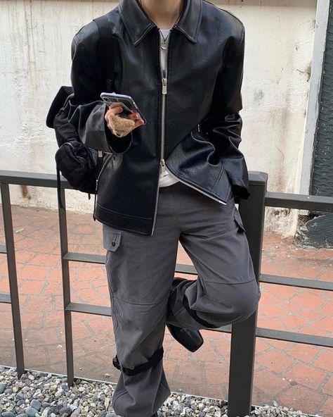 @ leve.official Edgy Boys, Mens Outfit Inspiration, Fitness Inspo, Boy Fashion, Pretty Outfits, Fashion Inspo Outfits, Dress To Impress, Outfit Of The Day, Outfit Inspirations