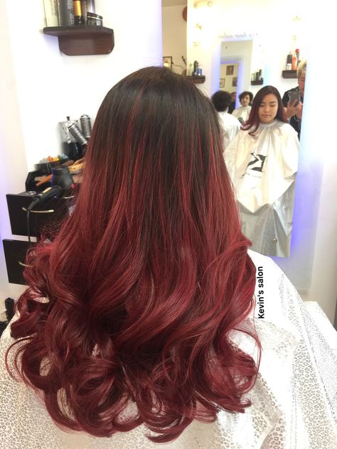 Wine Red Hair With Dark Roots, Growing Out Red Dyed Hair, Red Baylage On Dark Hair, Red Bayalage On Brown Hair, Cherry Red Hair Balayage, Red Bolyoge Hair, Dark Roots Red Hair Balayage, Wine Red Balayage, Red Hair With Brown Roots