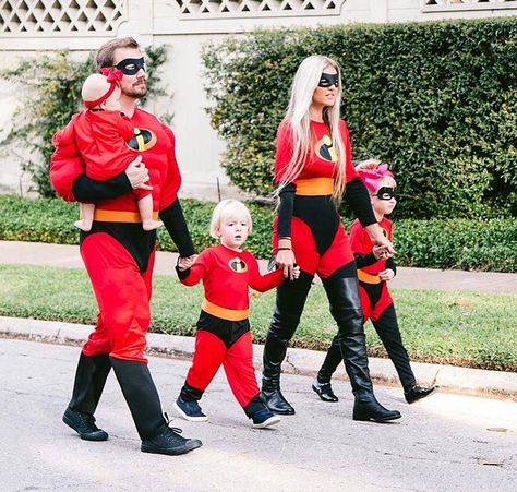 Incredibles Halloween Costume Family, Family Spiderman Costumes, Super Hero Family Costumes, Incredibles Costume Family, Incredibles Family Costume, Mr Incredible Costume, The Incredibles Halloween Costume, Mrs Incredible Costume, Superhero Family Costumes