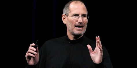 How Steve Jobs' #1 Design Principle Can Transform Your Daily Life Apple Ii, Tim Cook, Larry Page, Success Principles, Success Meaning, Important Life Lessons, Business Leadership, Job Offer, Bill Gates