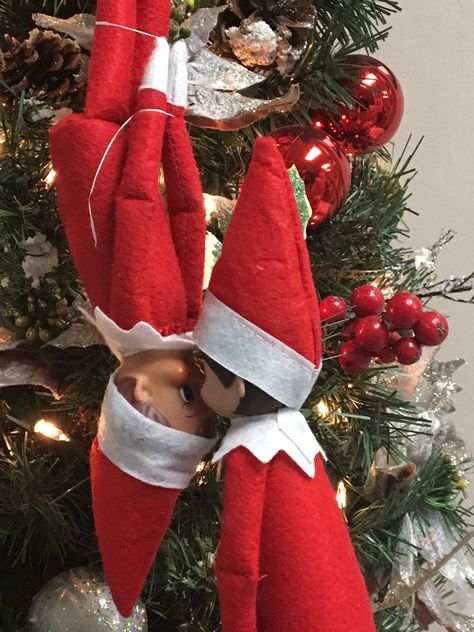 Elf has a girlfriend kissing under the mistletoe Elf On The Shelf Girlfriend, Elf On The Shelf Couple Ideas, Kissing Under The Mistletoe, National Holiday Calendar, Elf Printables, Christmas Nostalgia, Sims 4 Challenges, Xmas Elf, National Holiday