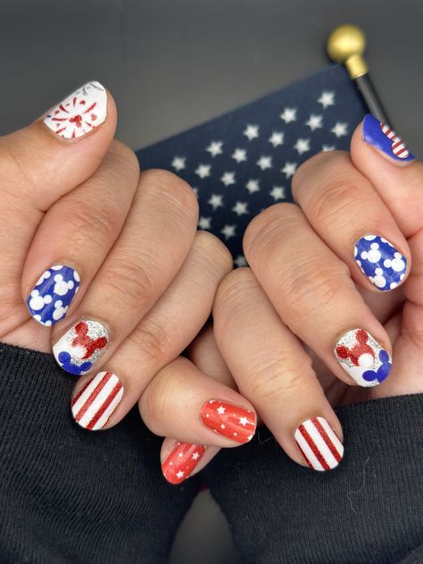 Disney Fourth Of July Nails, Disney 4th Of July Nails, Disney Usa, Disney Nail Designs, Patriotic Nails, Usa Nails, Disney Nail, Fourth Of July Nails, 4th Of July Nails