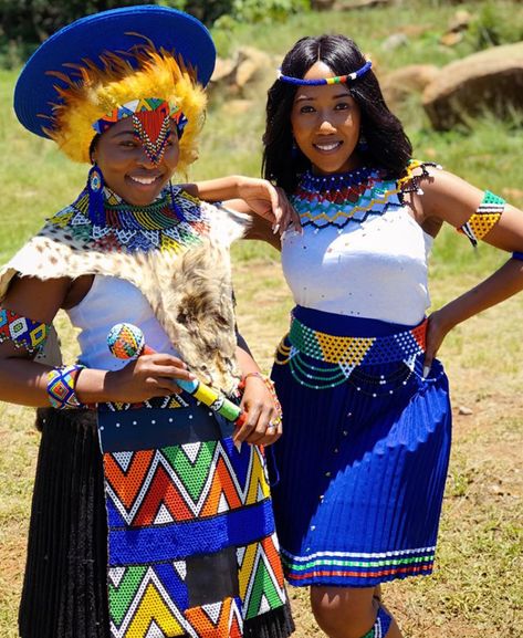 African Traditional Wear Culture, Masai Beadwork, Zulu Attire, Italian Traditional Dress, Zulu Traditional Wedding Dresses, Wedding Dresses South Africa, Zulu Traditional Wedding, Africa Fashion Traditional, Zulu Traditional Attire