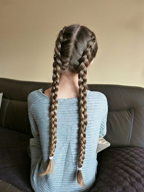 Wavy Hairstyles With Braid, Celtic Braids, Hip Length Hair, Toddler Braided Hairstyles, Twin Braids, Pig Tails, Beautiful Hips, Dutch Braids, Long Hair Pictures