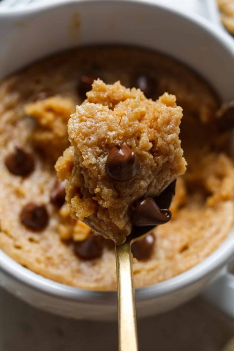 Peanut Butter Mug Cake - Microwave Meal Prep Peanut Butter Cookie Mug Cake, Peanut Butter Mug Cookie, Peanut Butter Cookie Mug, Microwave Meal Prep, Peanut Butter Mug Cake Recipe, 3 Ingredient Mug Cake, Peanut Butter Mug Cake, Cake Microwave, Easy Mug Cake