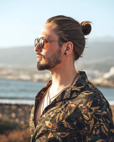 Short Beard Styles For Men, Man Bun Top Knot, Short Beard Styles, Man Bun Beard, Latest Beard Styles, Ginger Hair Men, Short Hair With Beard, Man Bun Hairstyles, Beard Styles Short